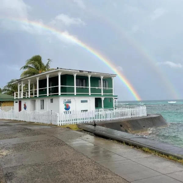 The Wave Hostel Corn Island, hotelli kohteessa Iso Maissisaari