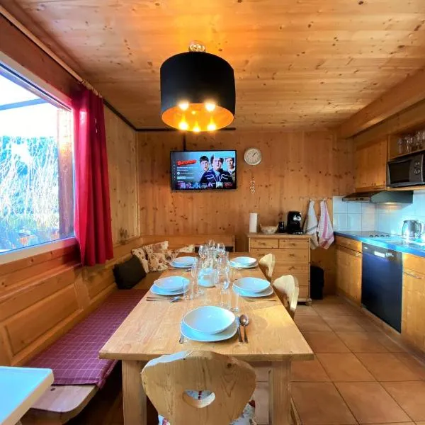 EXCLUSIVES Chalet an der SKIPISTE +Dampfbad +NETFLIX, hotel v destinácii Hohentauern
