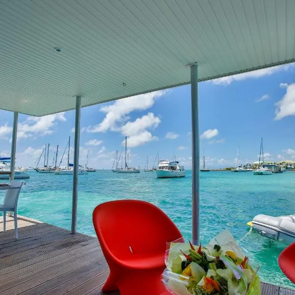 Aqualodge Martinique, hotel v destinaci Le Marin