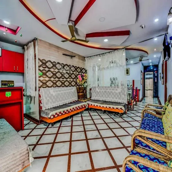 AIRPORT SKY INN HOMESTAY, hotel in Jaipur