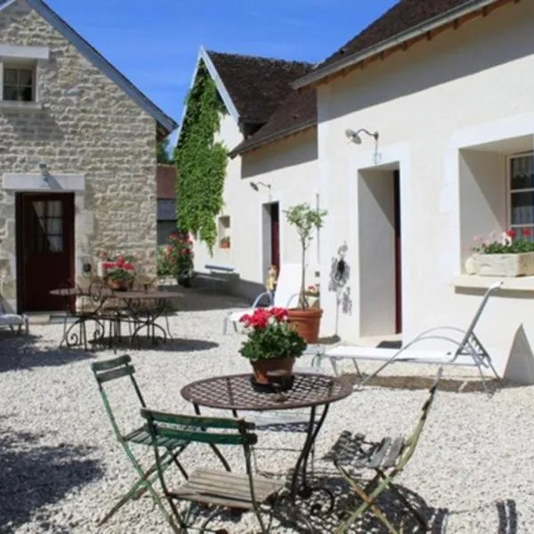 Chambres et table d'hôtes, maisonnettes individuelles dans propriété privée, hotel in Saint-Martin-sur-Armançon