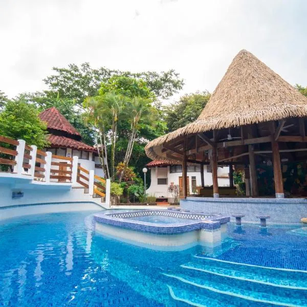 Hotel Luna Llena, hotel v destinaci Tamarindo