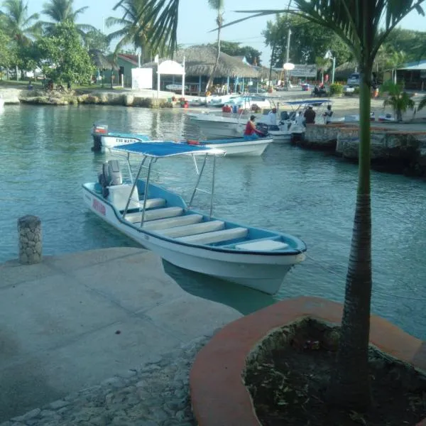 Hotel Tipico Maura, hótel í Bayahibe