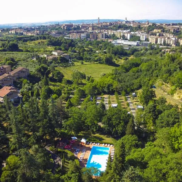 Camping Siena Colleverde, hotel v Sieně