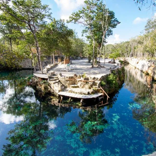 Hotel Casa Tortuga Tulum - Cenotes Park Inclusive, hotel u gradu 'Chacalal'