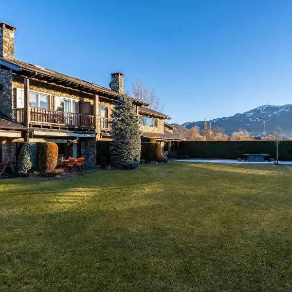Casa Fontanals de Cerdanya, hotel v destinaci Soriguerola