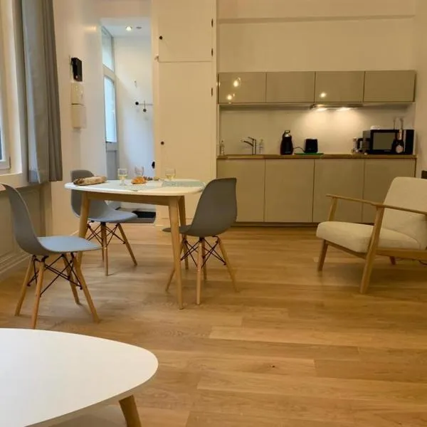 Les Tiercelines, hotel v destinaci Dole