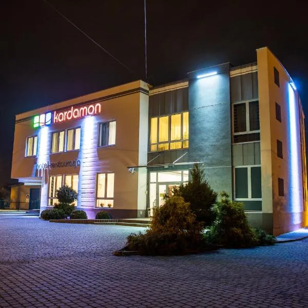 Hotel Kardamon, hotell i Wierzchoslawice