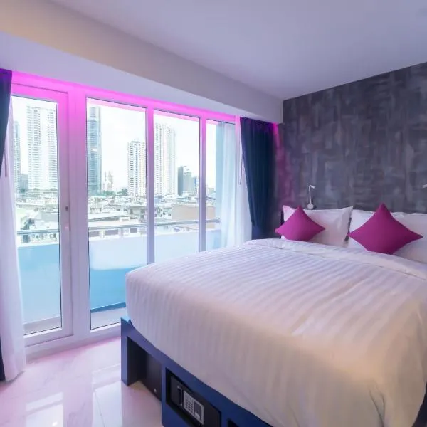 Spark Hotel - MRT Queen Sirikit - SHA Extra Plus Certified, hotel in Bangkok