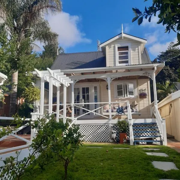 Harbour View Cottage, hotel in Auckland