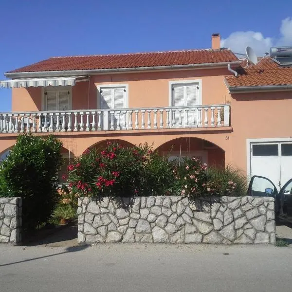 Apartments Matić, hôtel à Omišalj