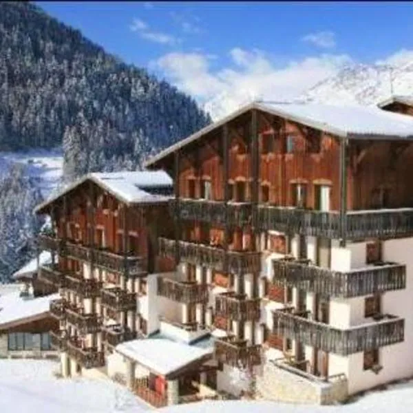 Studio familial avec balcon à Modane 18 m² vue montagne, hotel v destinácii Modane