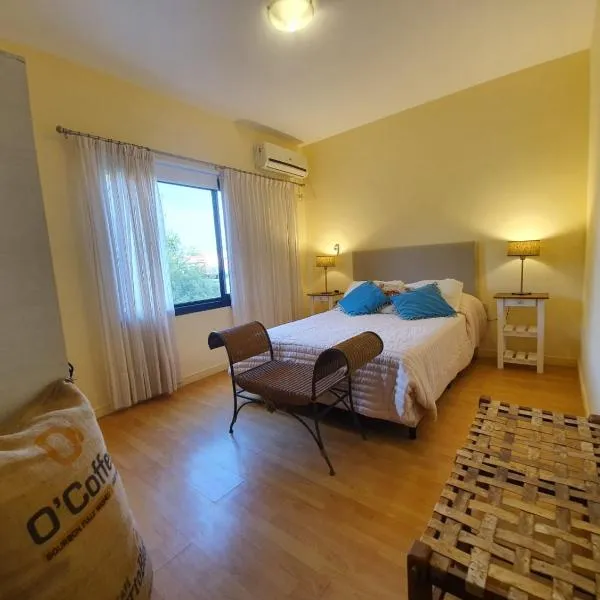 Arenas de Colón, hotel in Colón