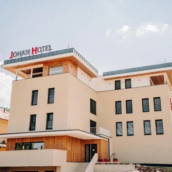 JOHAN HOTEL, hotel in Slušovice