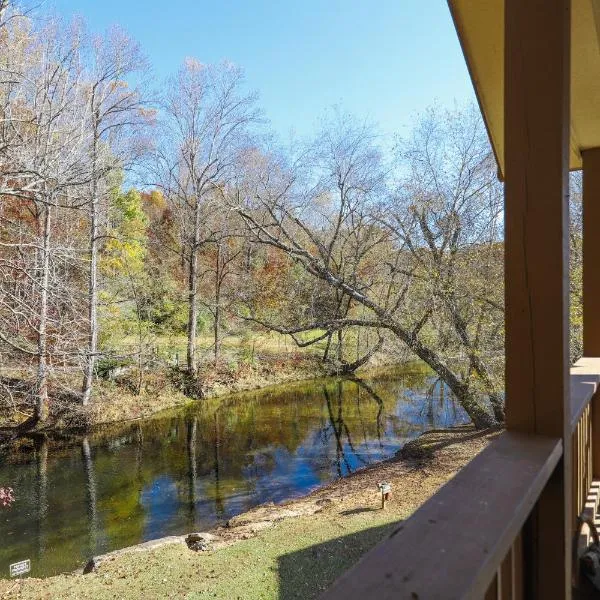 The Bears Den, hotel in Helen