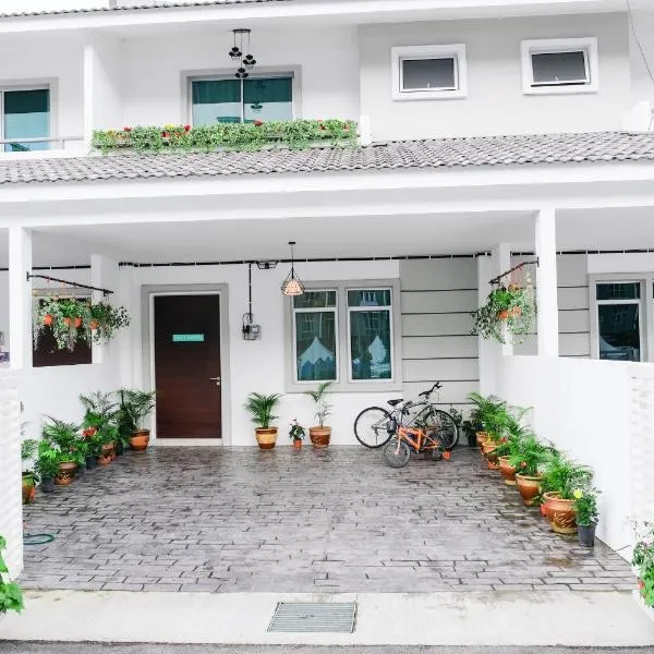Comfy Sofy 21- Backyard Garden- Night Market area, hotel v destinaci Cameron Highlands