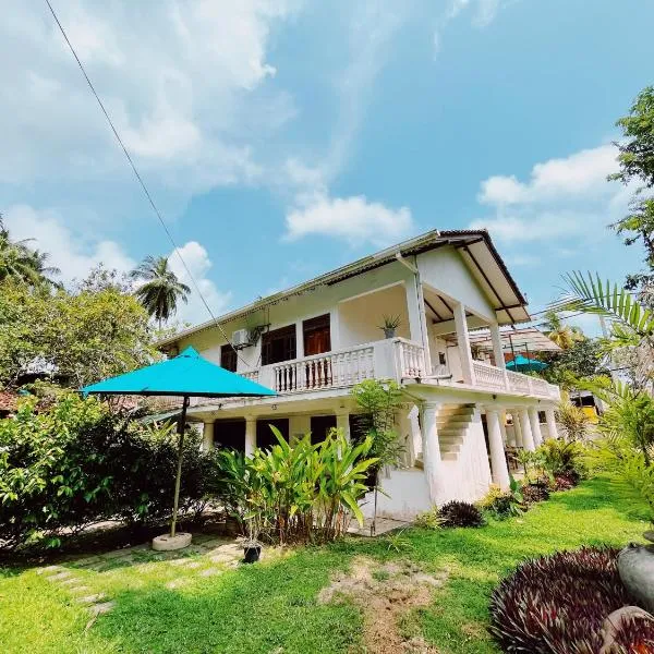Alice in Paradise, hotel v destinaci Unawatuna