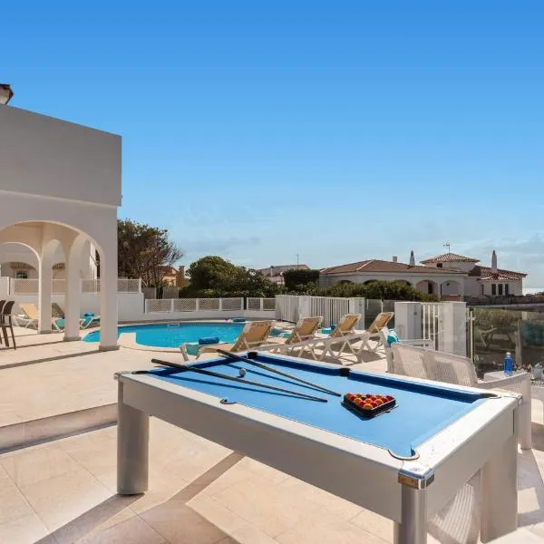 Chalet en Calan Forcat, hotel v destinaci Cala'n Forcat