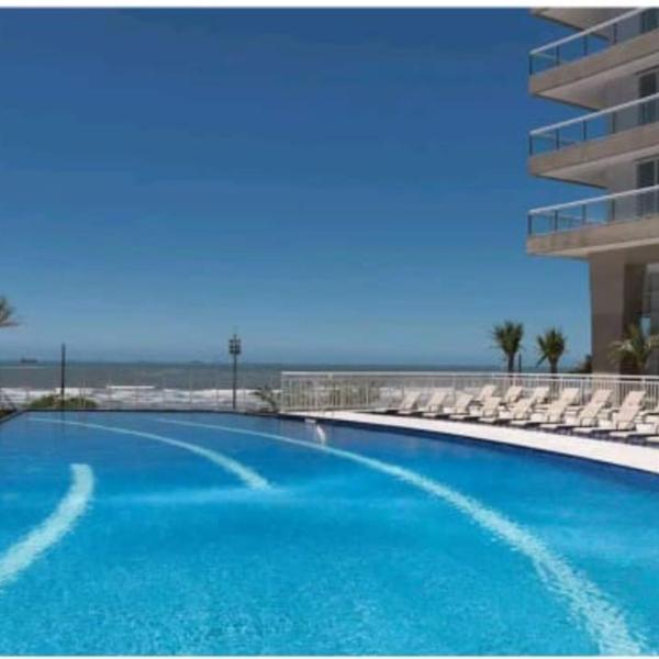 Santos Unlimited 2 Dormitórios, 32o andar com vista Mar!