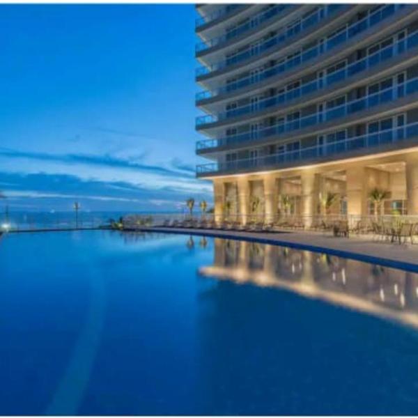 Santos Unlimited 2 Dormitórios, 32o andar com vista Mar! - Foto 4