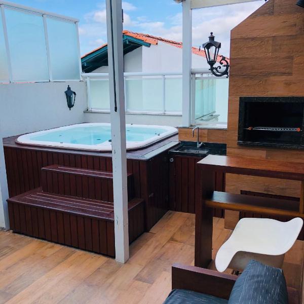 Cobertura com piscina privativa - 30m praia