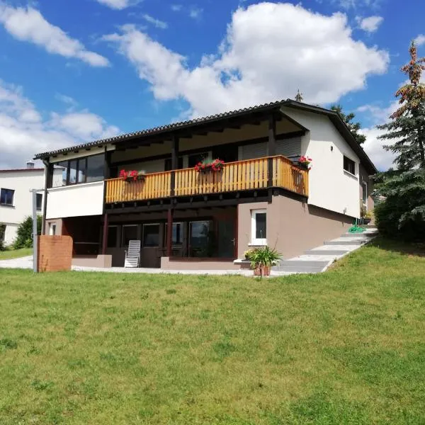 Ferienhaus RhönFlair, hotel u gradu Fladungen