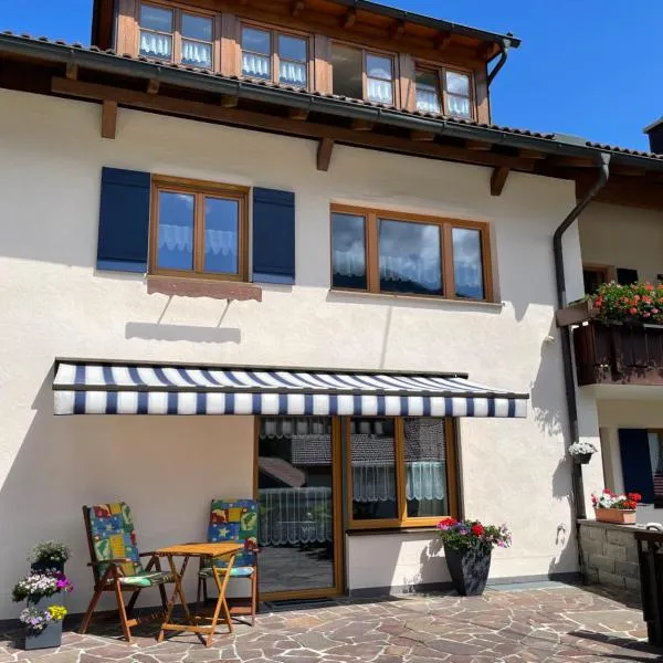 Ferienwohnung Falkenstein, hotel i Rettenberg