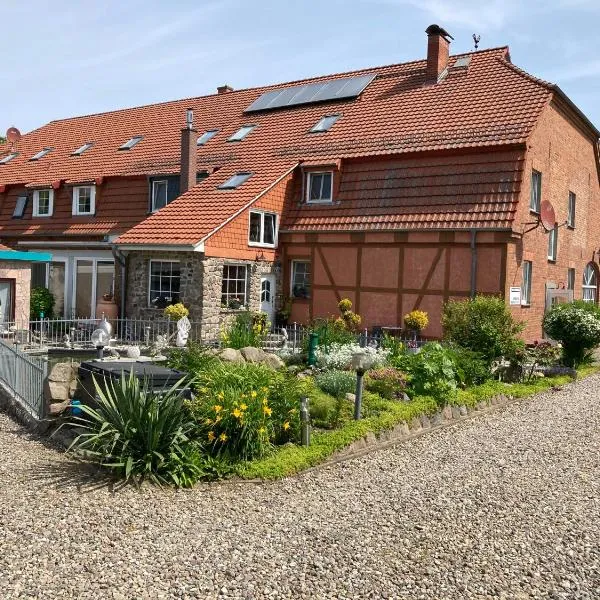 Landhausidyll Apartment Wohn- und Schlafzimmer, hótel í Greschendorf