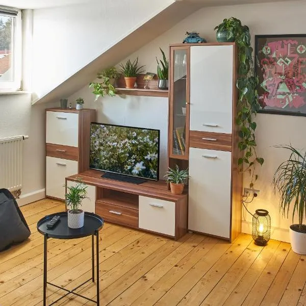 Green-Art-Living für 3 im Allgäu mit Queensize & WIFI, хотел в Lauben
