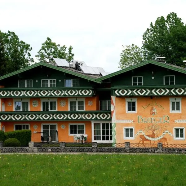 Landhaus Brieger, ξενοδοχείο σε Henndorf am Wallersee