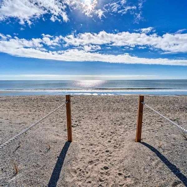 Oak Island Beachfront Condo with Community Pool, hotel in Oak Island