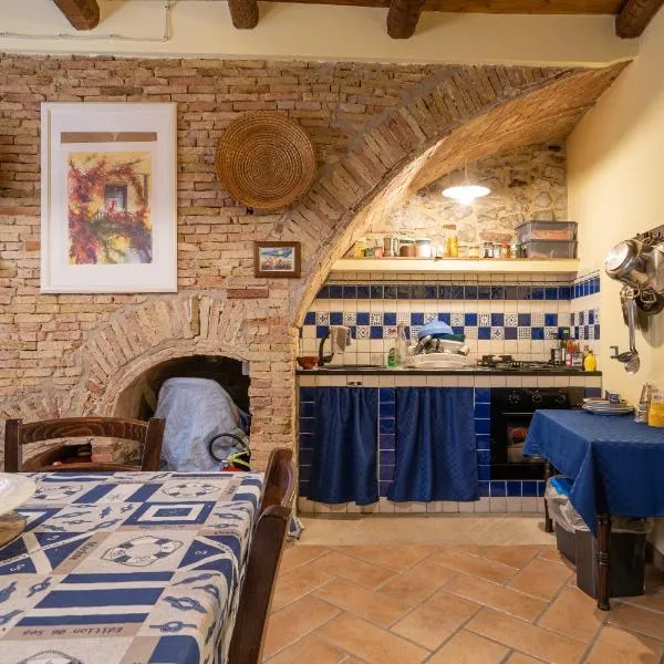 Casa della Nonna, hotel i Alia