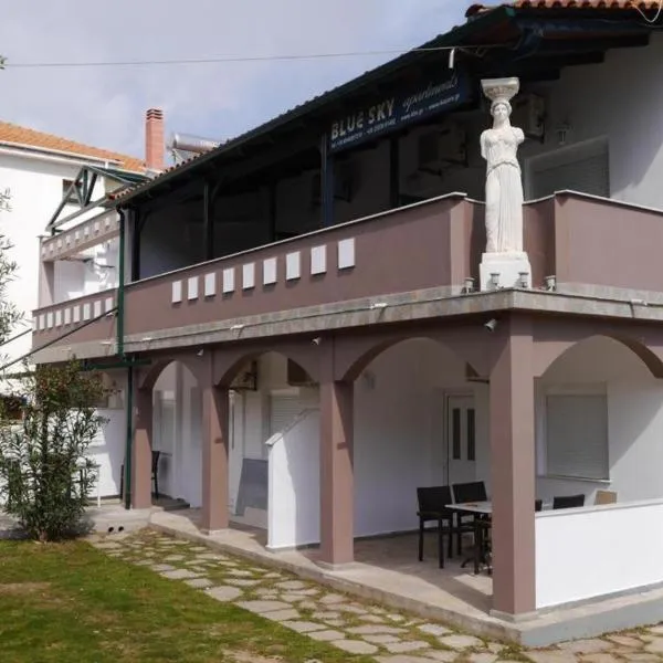 Blue Sky Villas, hotel v destinaci Skala Potamias