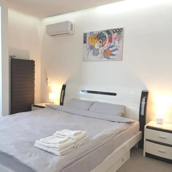 Stylish Riverside Apartments in Riviera Complex, hotel v destinaci Mikolajiv