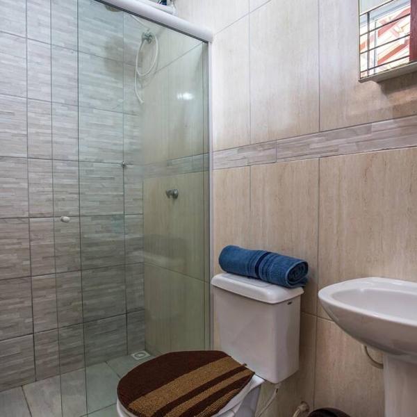 Casa com piscina, wifi e churrasqueira em unamar. - Foto 2