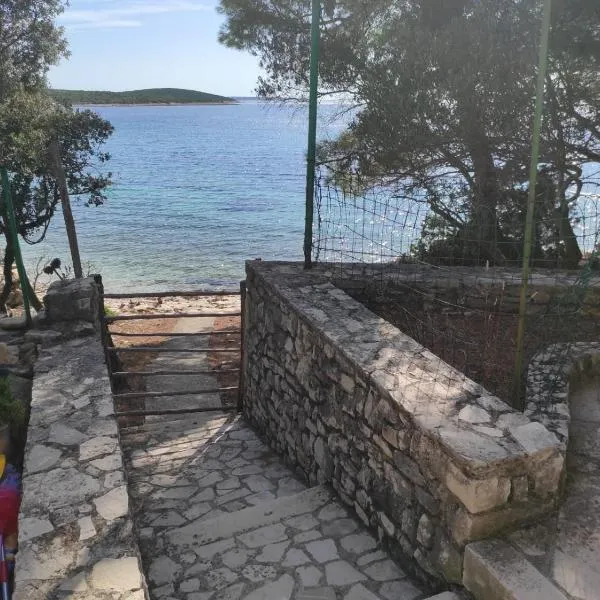Kapetanska kućica na moru, hotel v destinaci Čunski