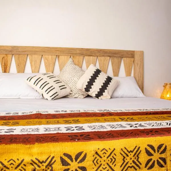Ndar Ndar House, hotel v destinaci Saint-Louis