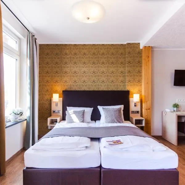 Mayer's Weinhotel, hótel í Zell an der Mosel