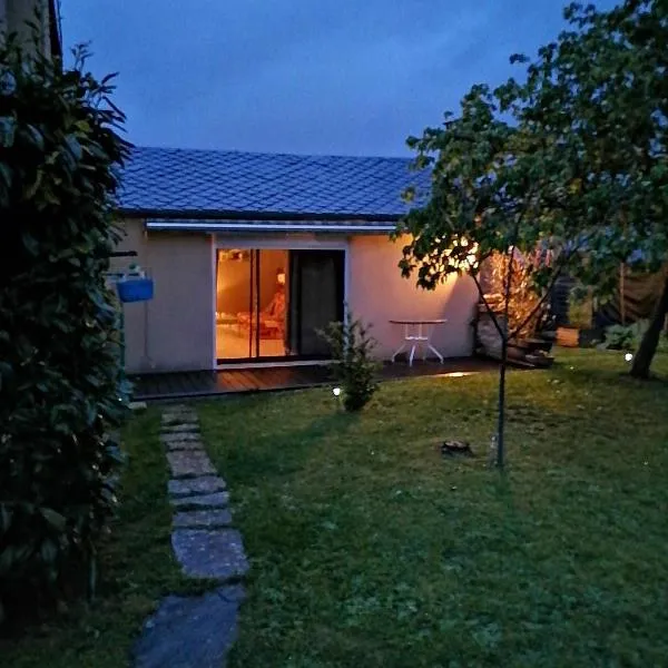 Chez Pat & Mat, hotel v destinaci La Canourgue
