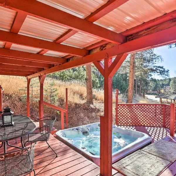 Wildmanor Ranch Near Red Rocks with Hot Tub!, hôtel à Morrison