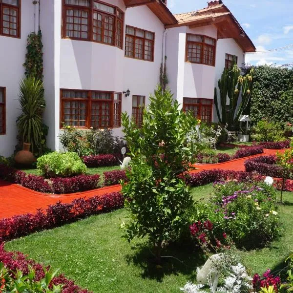 Hotel & Bungalows Villa Valencia, hôtel à Huaraz