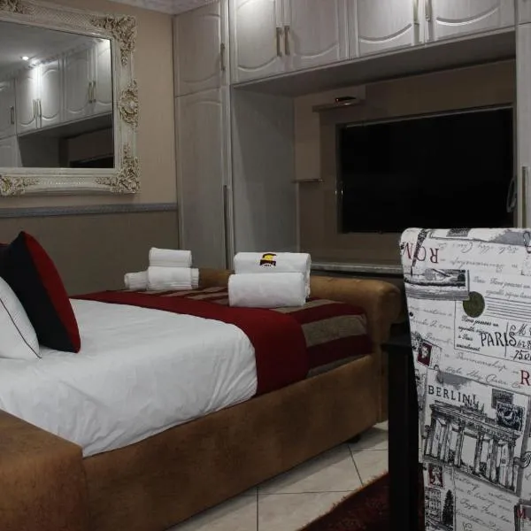 Romans Rest Guest House, hotel em Carletonville