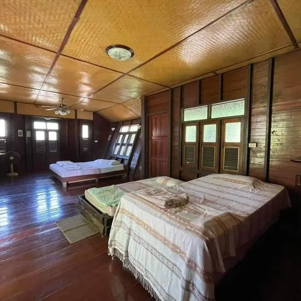 จำค่า ชาเลท์ บ้านพักสวนเกษตร (Jumka Chalet - Home and Farm Stay), hotel v destinaci Ban Cham Kha