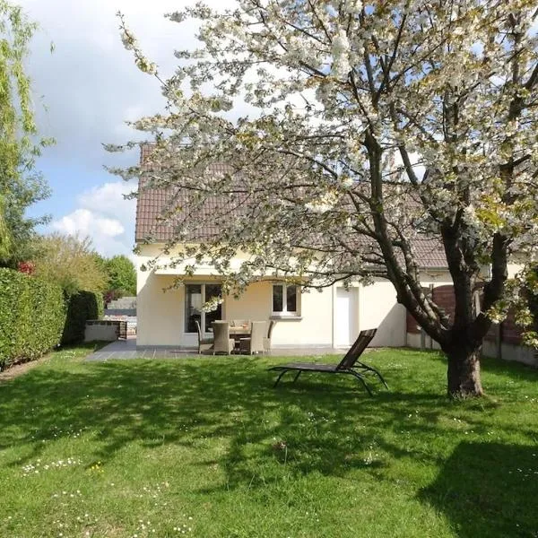 House in Basse-Normandie near Mont St Michel, hotel em Bréhal