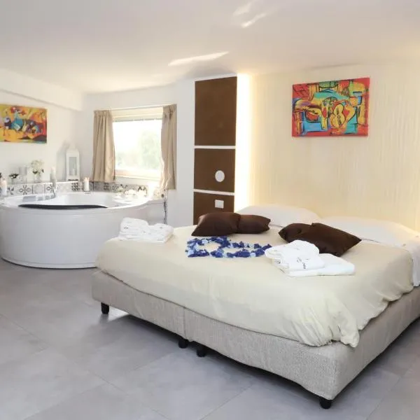 체리뇰라에 위치한 호텔 Il Borgo Suite