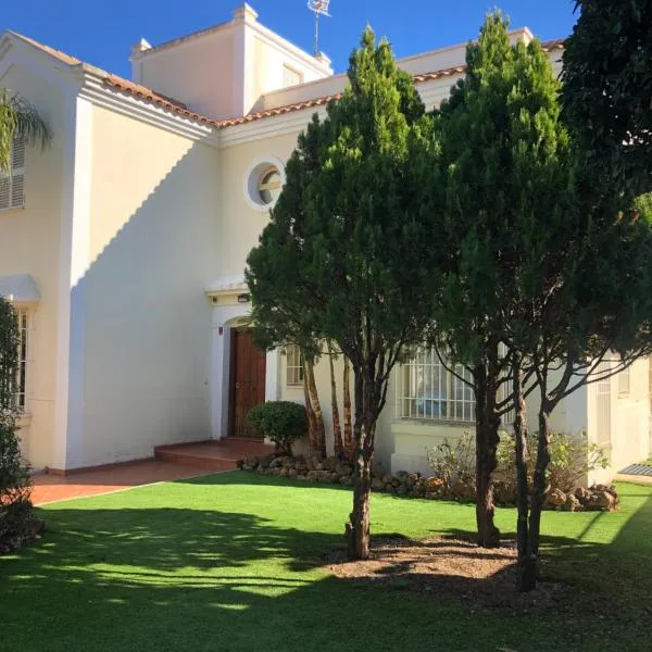 VILLA BONITA, hotel in Torremolinos