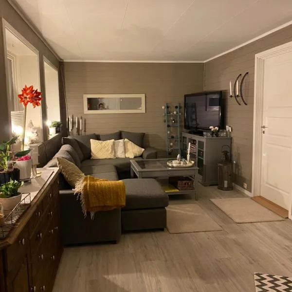 Lyngen, Mackay appartment, Lyngen, hotel v destinaci Lyngseidet