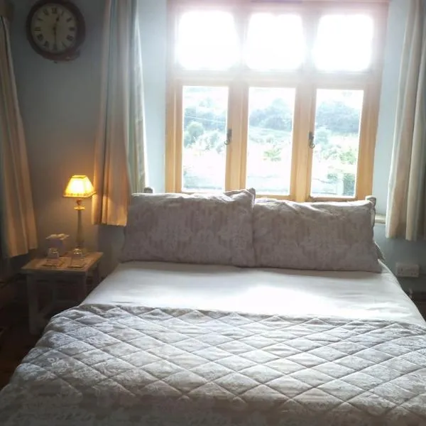 Conygre Bungalow, hotel in Timsbury