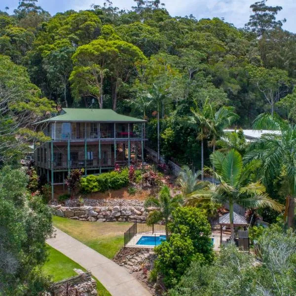 The Junglehouse Noosa, hotel in Doonan