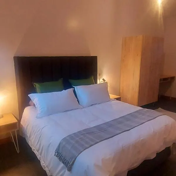 The Chameleon Stay @107, hotel in Centurion